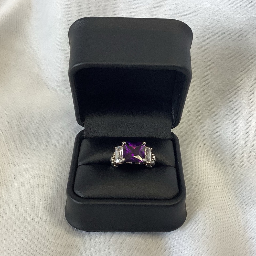 Silver ring - Picture 5 of 5